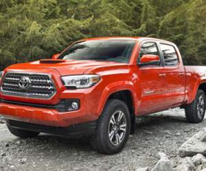 Toyota Tacoma 2016 có giá 22.200 USD