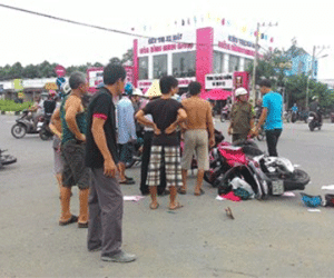 Đi mời đám cưới, một phụ nữ mang bầu nguy kịch