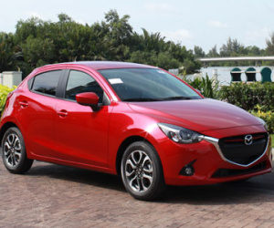 Mazda2 giá 619 triệu thách thức Vios tại Việt Nam