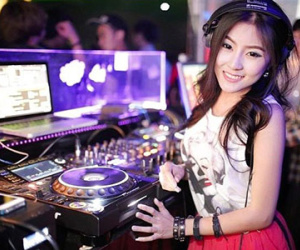 DJ hot nhất Thái Lan sắp sang Việt Nam biểu diễn