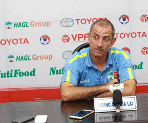 HLV Guillaume: "HAGL giờ đây gần như tê liệt..."