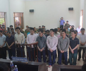 Nguyên Trưởng, phó Công an xã nhận hối lộ, bảo kê trường gà
