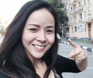 DV Hôn nhân trong ngõ hẹp: "Chồng xem muốn đấm vào mặt tôi"