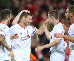 Tân binh James Milner giúp Liverpool ngược dòng hạ Brisbane Roar