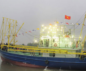 Vinashin nhặt "bạc cắc" để hồi sinh