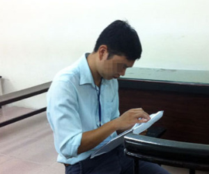 Cựu cán bộ ngân hàng đi tù vì... phim sex