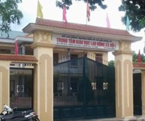 Hãi hùng phát hiện đồng nghiệp chết treo cổ ở cơ quan