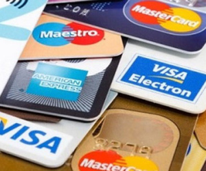Ngân hàng Nhà nước lên tiếng về thu phí thẻ ngân hàng