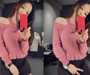 Những chuyện bi hài về sự càn quét của cơn sốt máy ảnh lừa tình "thần thánh"