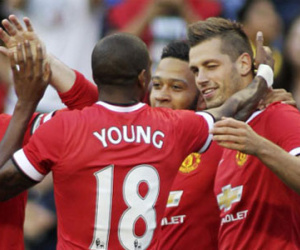 Mata & Depay lập đại công, M.U thắng tưng bừng