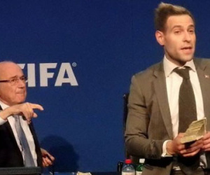 Người làm nhục Blatter đã được thả