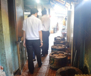 160 công nhân nhập viện nghi do nhiễm khuẩn