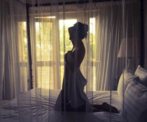 Kỳ Duyên bất ngờ tung ảnh nude cùng tâm sự bạn trai