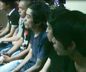 Nhóm 9X chuyên bảo kê "chân dài" cho quán karaoke