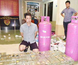 Chân dung kẻ cầm đầu đường dây vận chuyển 490 bánh heroin