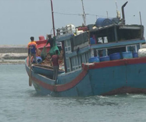 Đâm chết đồng nghiệp trên tàu cá lúc rạng sáng
