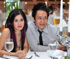 Chân dung người vợ vừa tốt nghiệp cấp 3 đã rời nhà theo Duy Mạnh