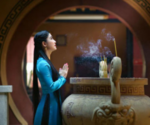Đi chùa, hành lễ như thế nào cho đúng?