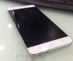 Lộ ảnh Xiaomi Mi 5 với thiết kế không viền màn hình