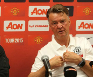 Van Gaal sẽ rời Man Utd năm 2017 vì vợ