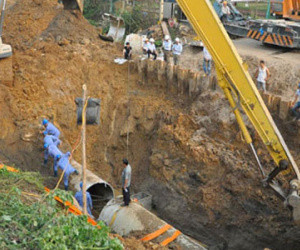 Vỡ đường ống nước sạch sông Đà: Trách nhiệm TP Hà Nội đến đâu?