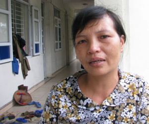 Người dân vùng lũ bùn xỉ than: "Tài sản còn lại là bộ quần áo đang mặc"