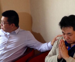 Thân nhân Trung Quốc bức xúc vì thiếu thông tin về mảnh vỡ nghi MH370
