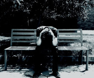 Nước mắt của người đàn ông bị vợ... "xỏ mũi"