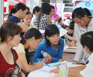 Vì sao bằng cấp càng cao càng dễ thất nghiệp?