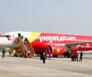 Hành khách xô xát với tổ bay Vietjet Air do bị chậm chuyến, máy bay hỏng điều hòa?