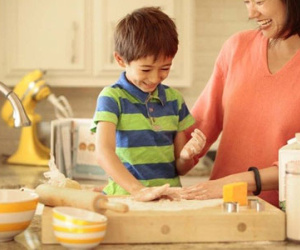 Những kỹ năng sống quan trọng bố mẹ cần dạy con từ 2 đến 18 tuổi