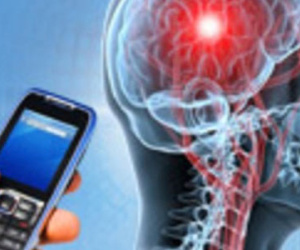 Sốc với nghiên cứu mới nhất về bức xạ điện thoại và ưng thư