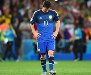 HLV tuyển Argentina: "Nếu là Messi, tôi đã từ giã ĐTQG"
