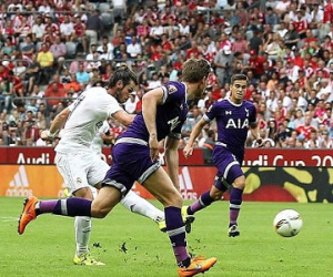 Real Madrid 2-0 Tottenham: Gareth Bale ghi bàn hạ đội bóng cũ