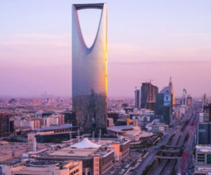 Saudi Arabia “lãnh đủ” vì toan tính hạ giá dầu