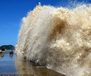 Trung Quốc sơ tán 158.000 người trước siêu bão Soudelor