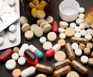 Tác hại nguy hiểm của thuốc kháng sinh với trẻ em
