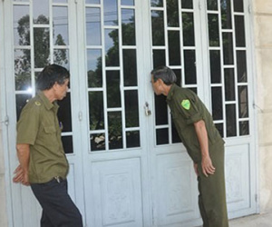 Bắt kẻ trộm SH lộ ra "ổ" xe gian