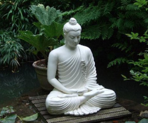 Cách bày tượng Phật trong nhà tránh phạm cấm kị