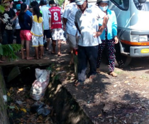 Xe khách tông chết thanh niên đi xe máy đang qua đường