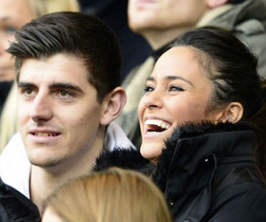 Courtois bị tố cáo "ăn vụng" với người mẫu nước Bỉ, bố phải lên tiếng