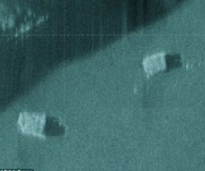 Dò thấy hai hộp đen nghi của MH370 dưới đáy biển