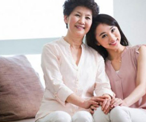 Mẹ chồng bày kế giúp con dâu "trị" kẻ thứ ba