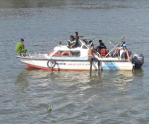Một phụ nữ nhảy sông Sài Gòn mất tích