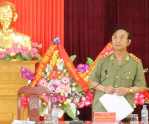 Thứ trưởng Thường trực Đặng Văn Hiếu chỉ đạo công tác điều tra vụ thảm án ở Yên Bái