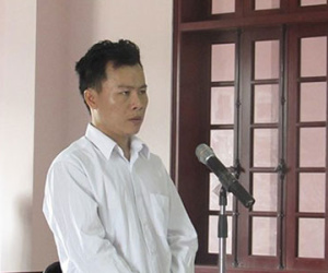 Bắt cóc, hiếp dâm xong nói "Em đẹp mà số em xấu, anh giết em"