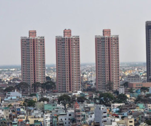 Tháo chạy khỏi Thuận Kiều Plaza