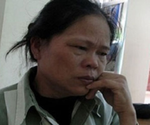 Vợ lấy khúc củi đánh chồng tử vong vì... tự ý thả chó
