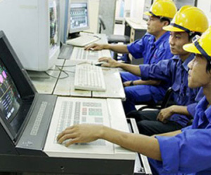 Giá điện chưa giảm ngay