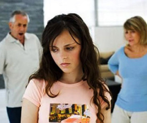Con dâu sốc với những chuyện "tự nhiên" khó đỡ của bố mẹ chồng
